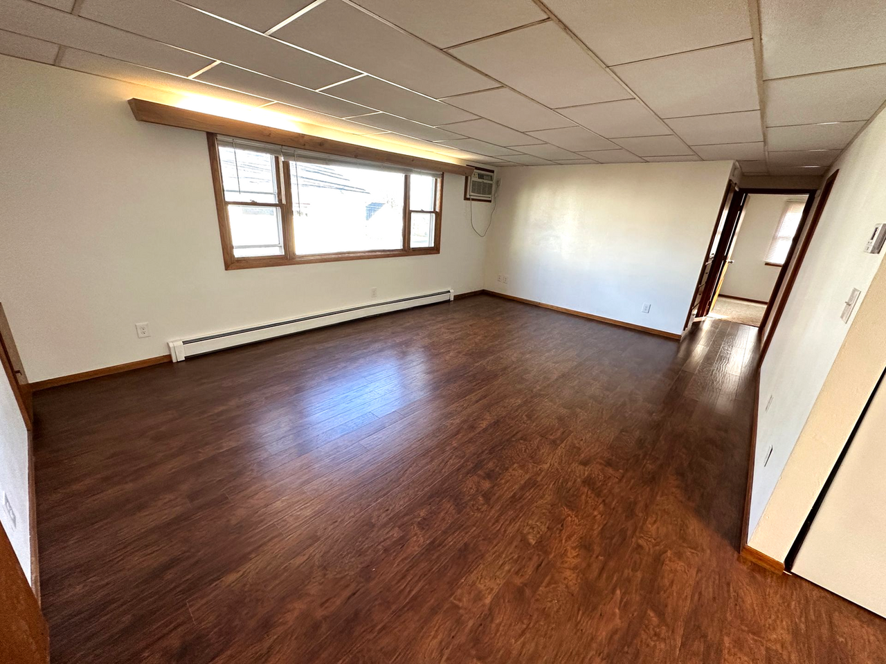 406 7th Ave W - Photo 3 of 13