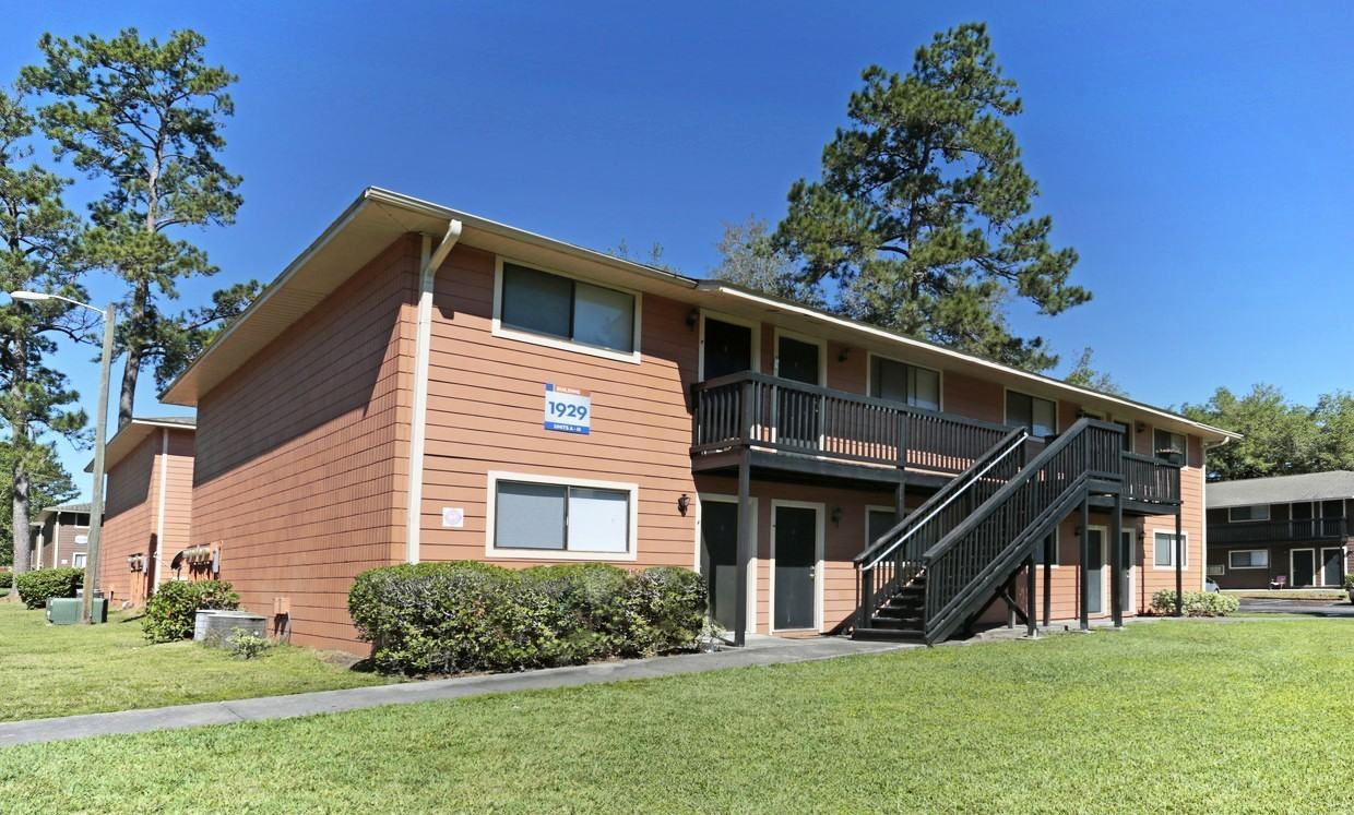 Liv Apartments - Photo 2 of 50