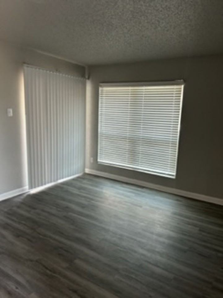 Asher Park - Photo 6 of 49