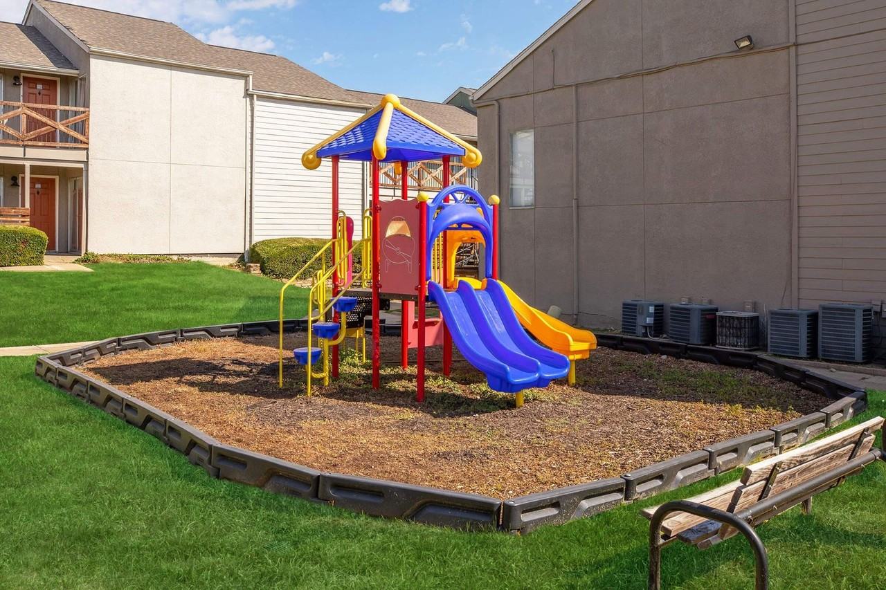 Rustic Ridge - Photo 5 of 50