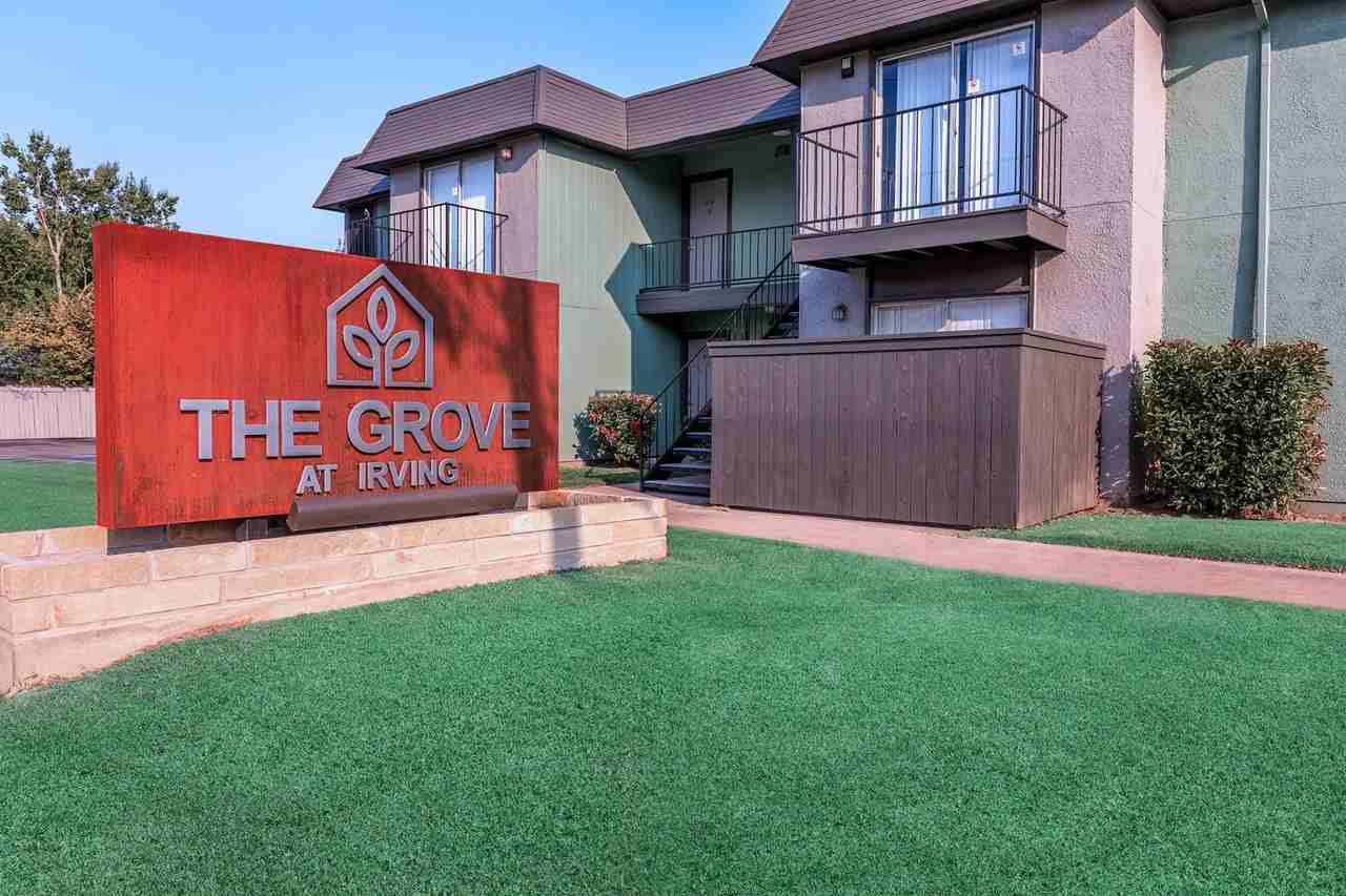 The Grove at Irving - Photo 3 of 18