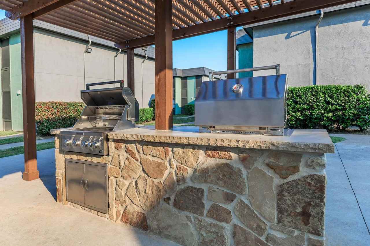 The Grove at Irving - Photo 6 of 18