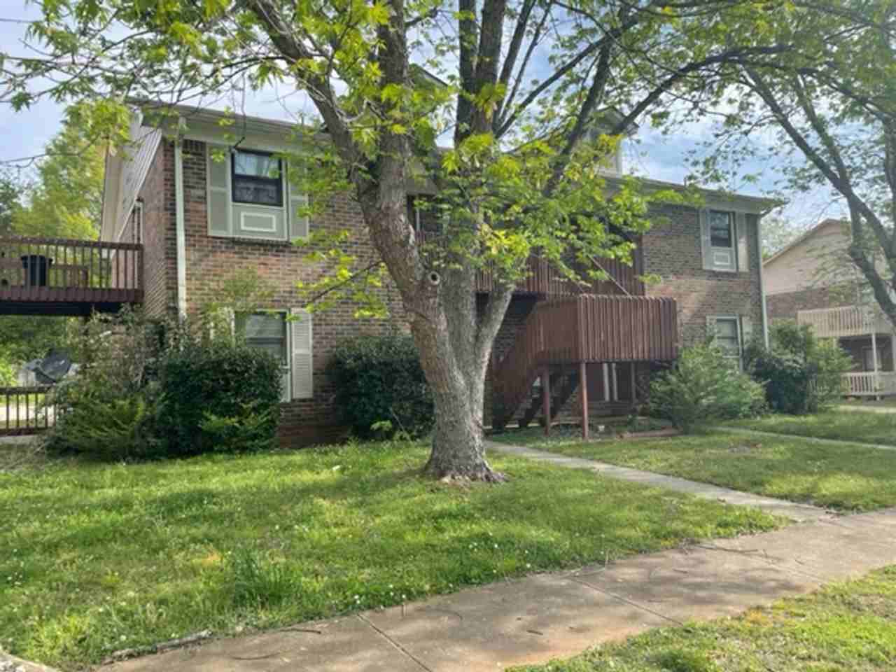 4420 Bonnell Drive - Photo 3 of 16