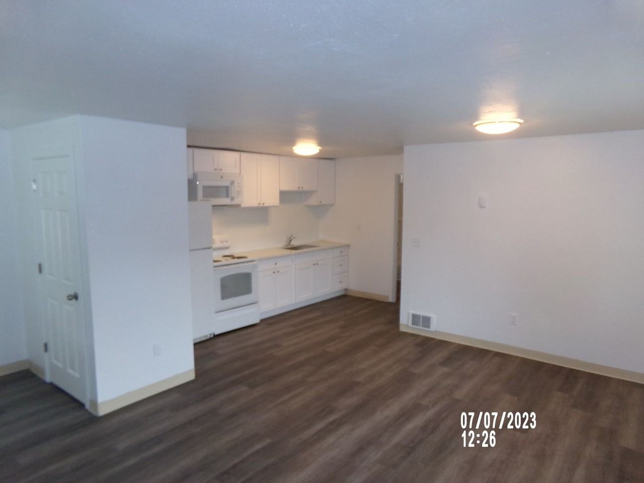 110 Mill - Photo 3 of 7