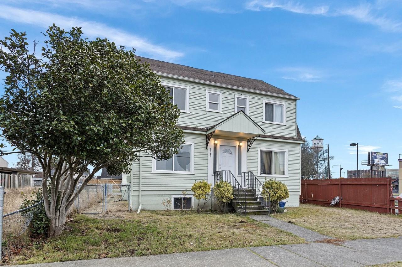 7th St 1518 - Photo 2 of 10