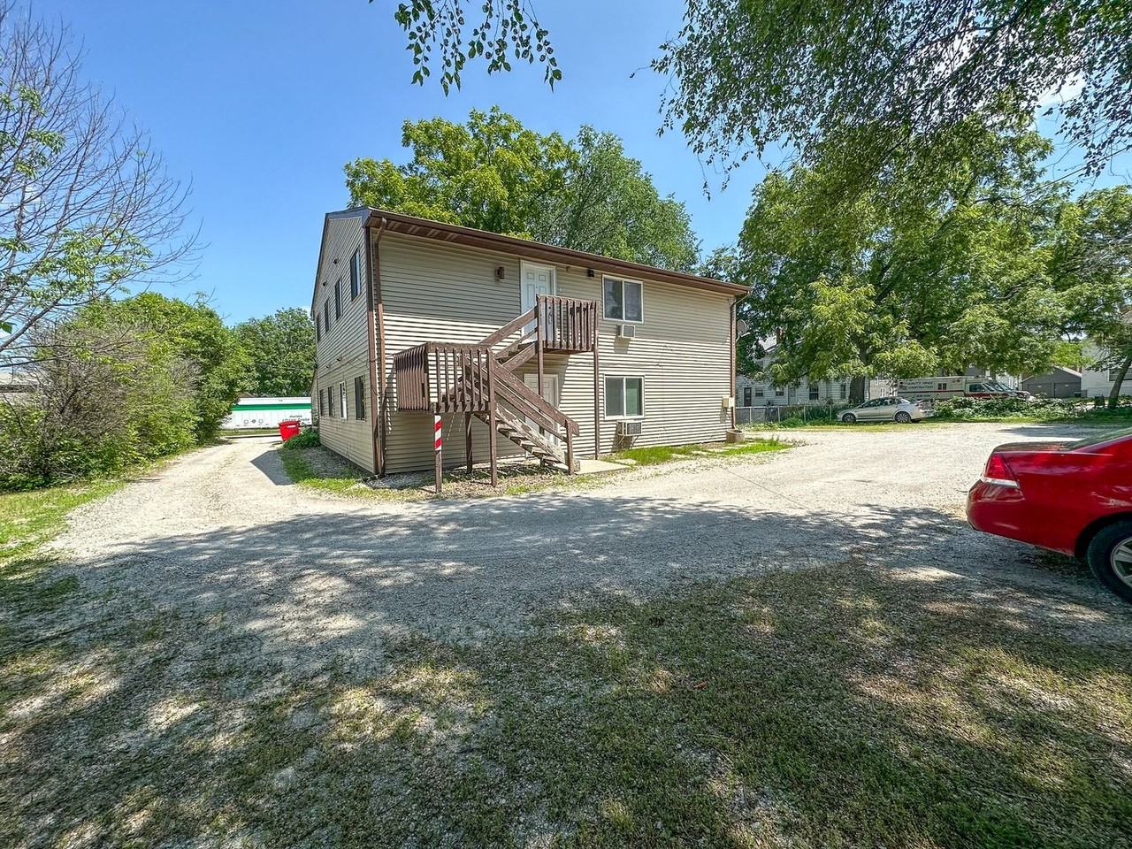 321 Stanton - Photo 3 of 26