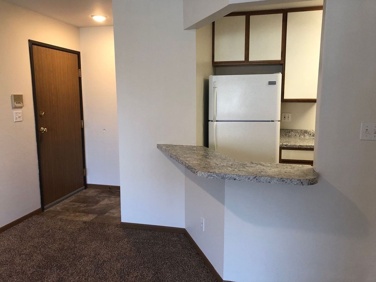 645 Stonehaven - Photo 6 of 21