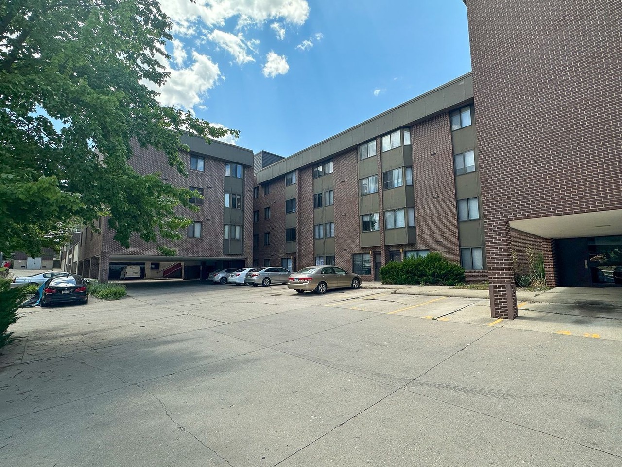 246 Hyland - Photo 2 of 44