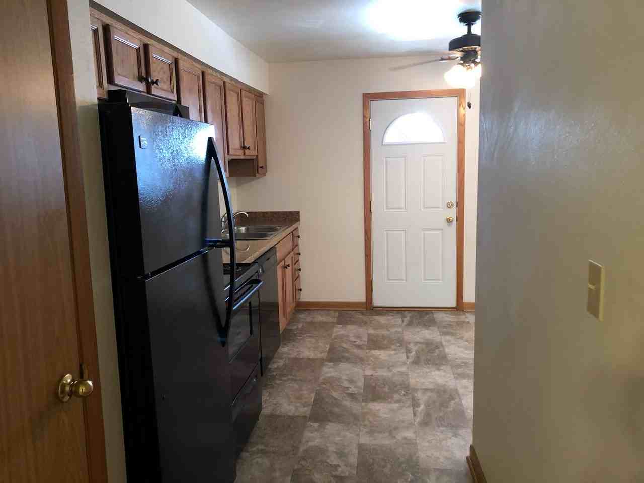 1108 S. 4th Street - Photo 6 of 44