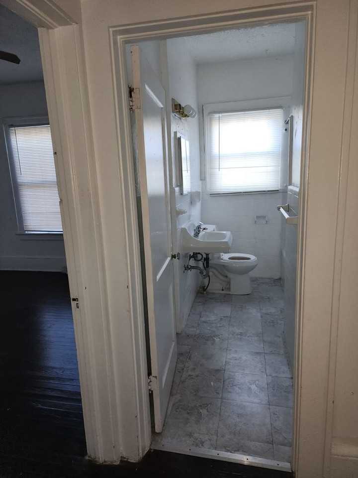 26 W 27th Street - Photo 5 of 22