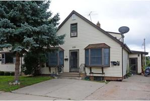 featured image of 239 Park St W