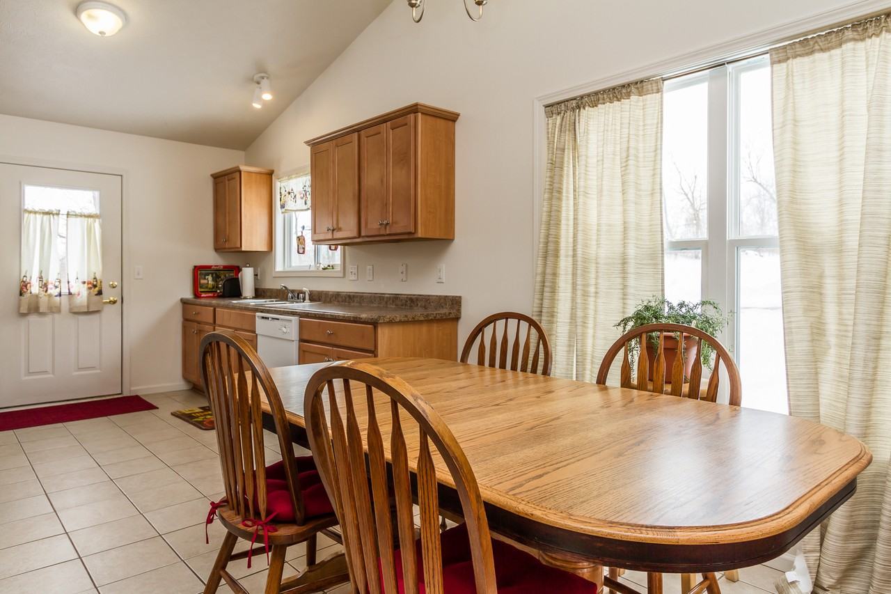 Kings Crossing Townhomes - Photo 2 of 38