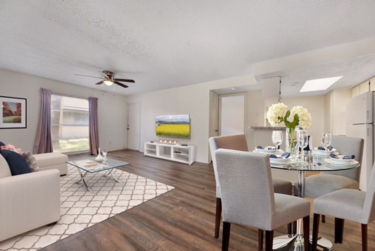 Shadow Pines - Photo 3 of 4