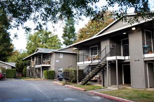 **Reserve for Summer 2025** 4 bedrooms ONE block from Downtown Chico - Photo 1 of 1