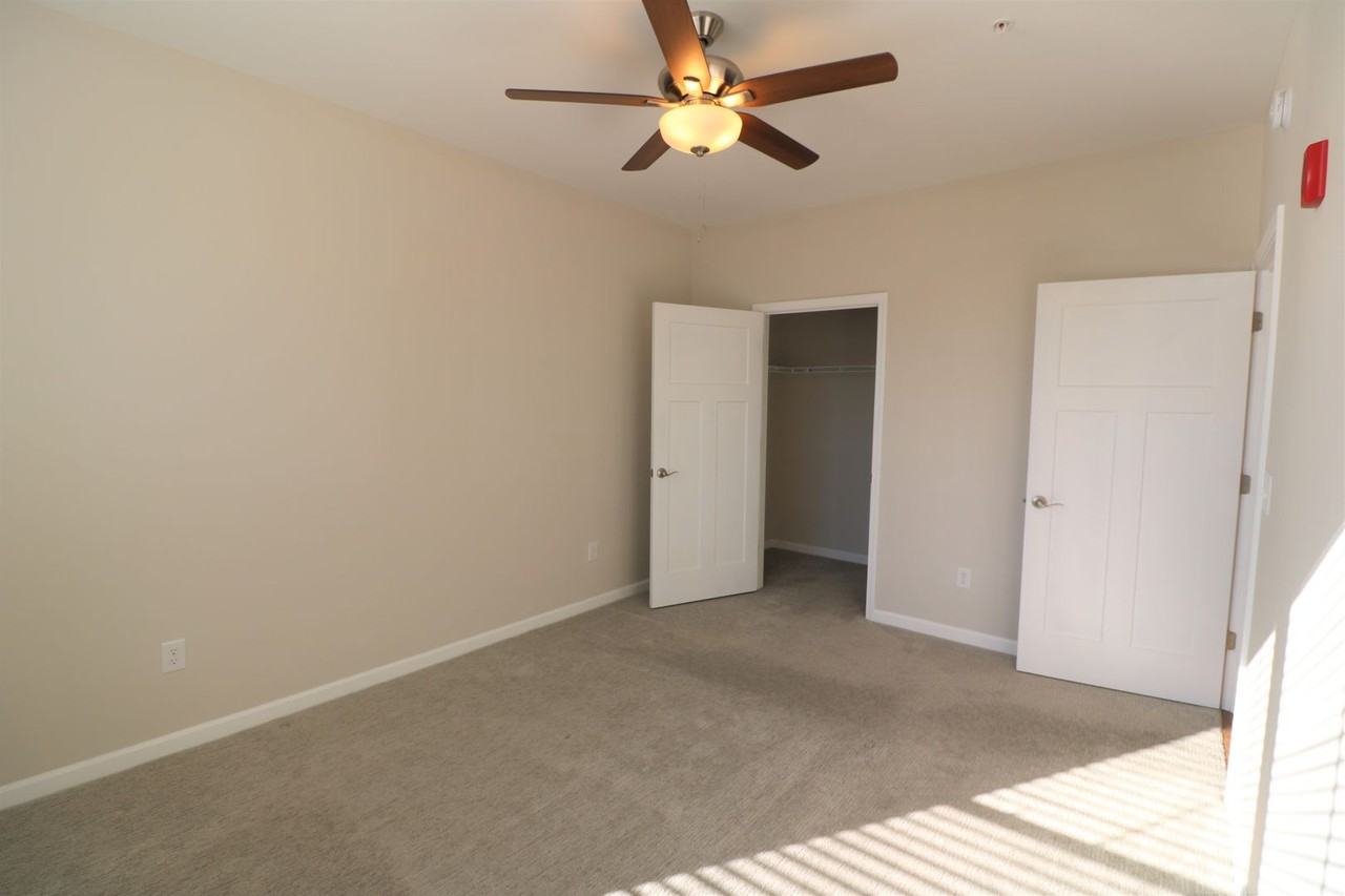 Park South C - Photo 6 of 28