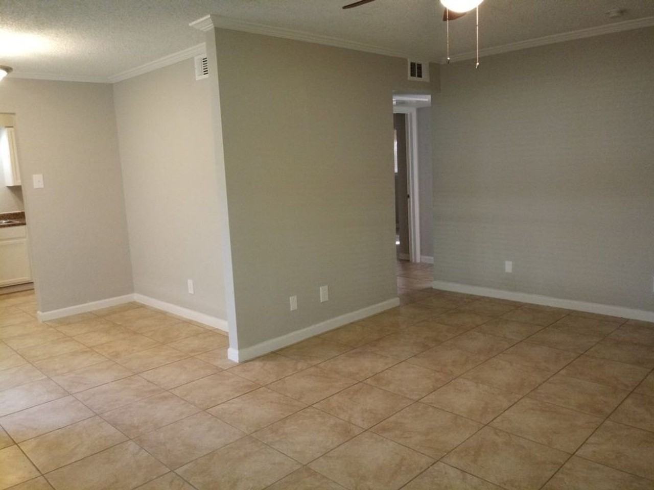 Spanish Crest Apartments - Photo 3 of 13