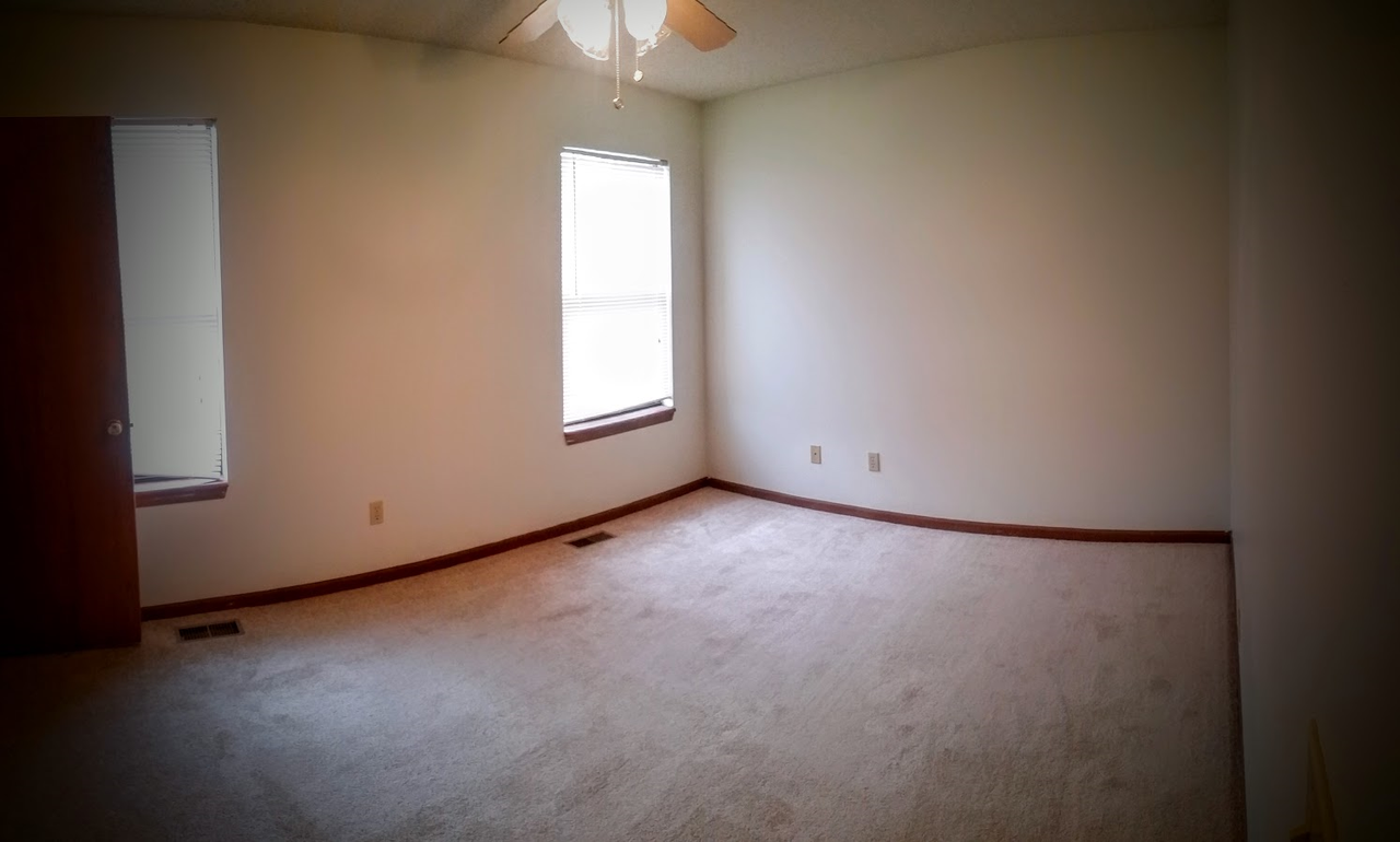 Lorimar Townhomes, LLC - Photo 4 of 25