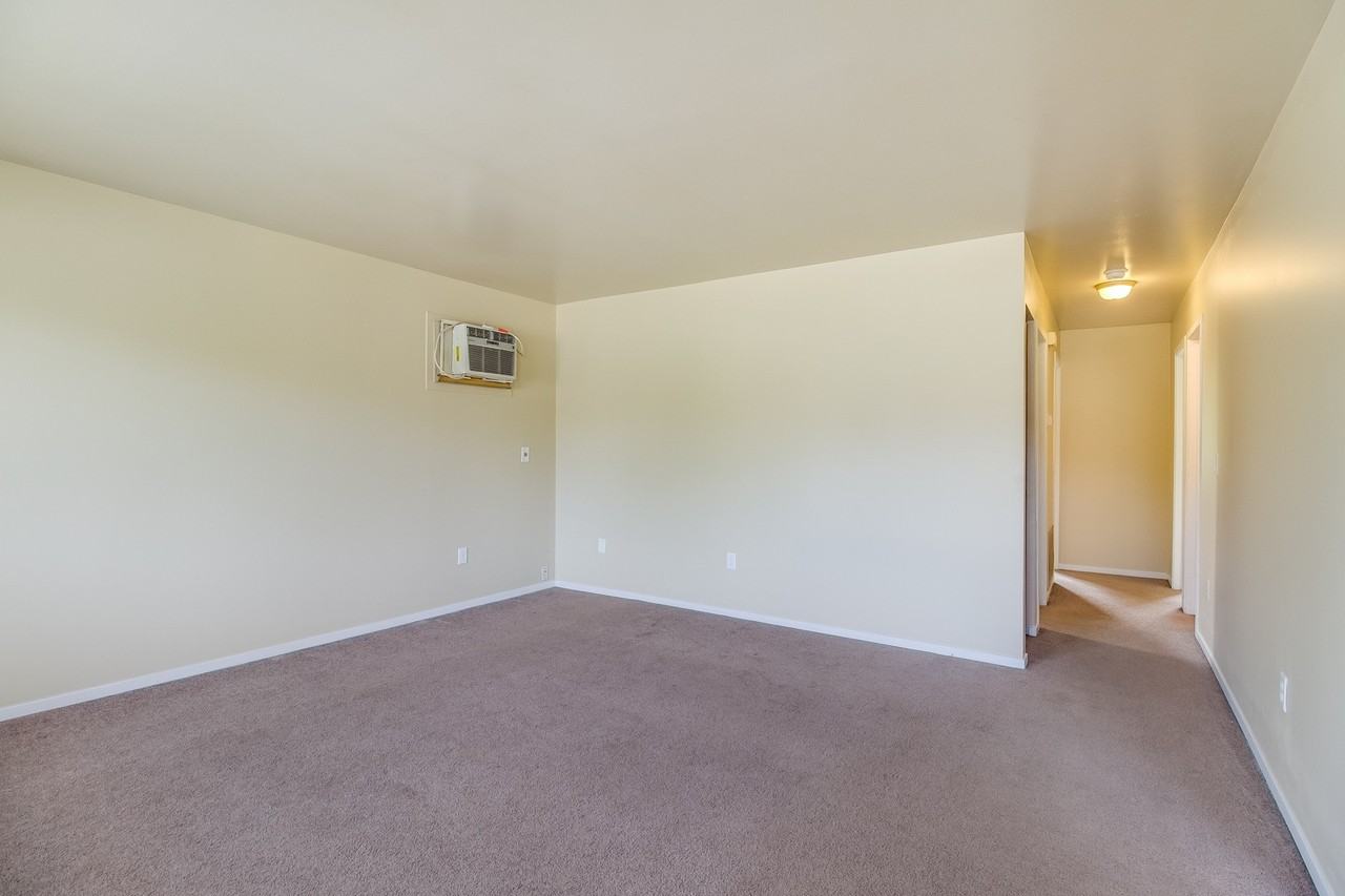 Meadowview Townhomes (Meadowview Street LLC) - Photo 2 of 17