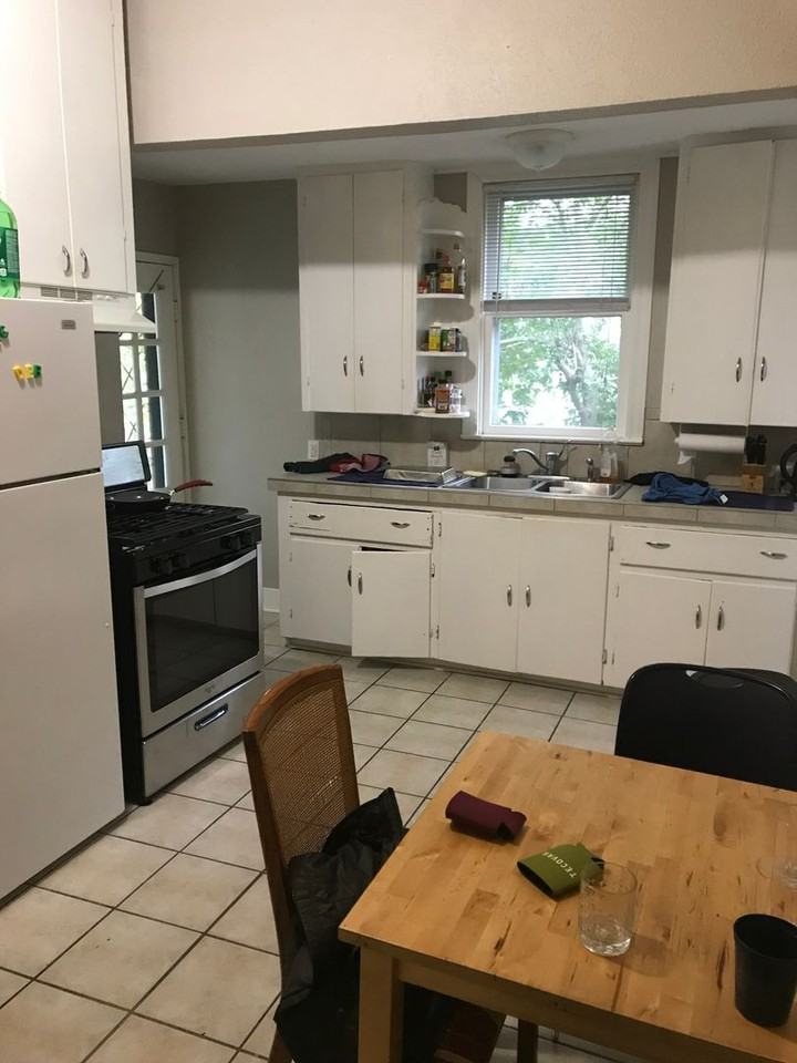 313 W. 37th Street - Photo 6 of 15