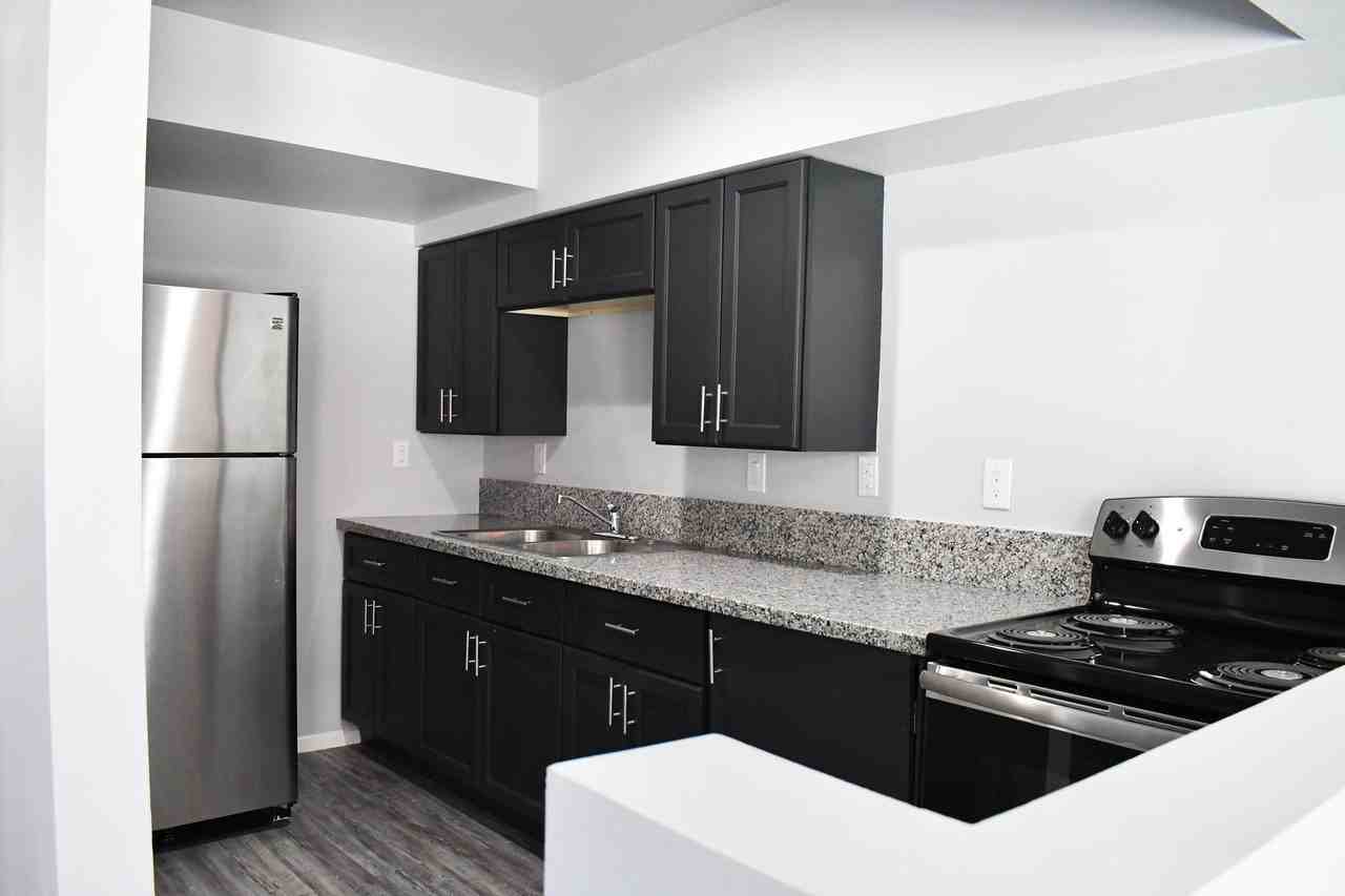 Tam Apartments - Photo 2 of 8