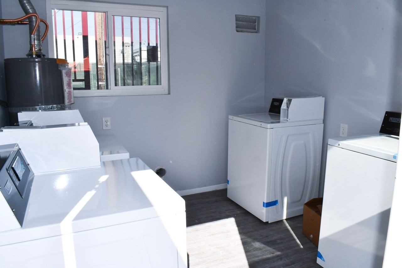 Tam Apartments - Photo 5 of 8