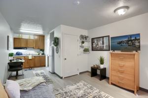 featured image of 877 New Castle Rd