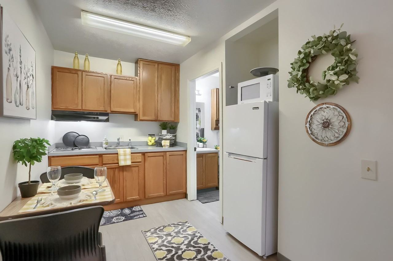 Stoneworth Apartments LLC. - Photo 5 of 19