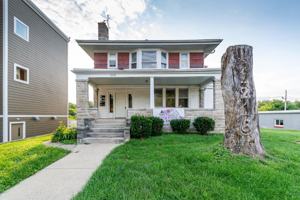 featured image of 1218 N College Ave