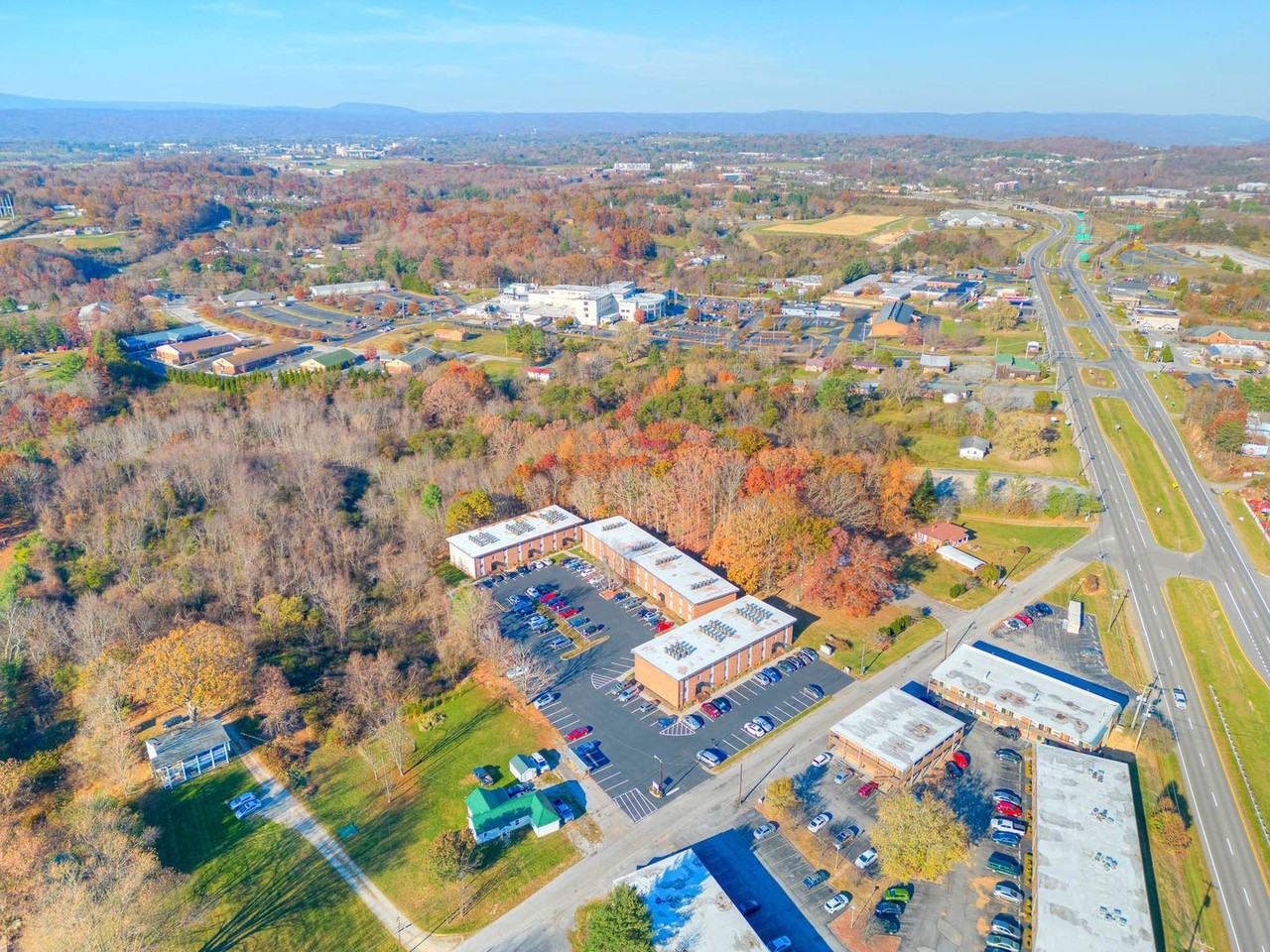 Ridgeview Apartments - Photo 4 of 25