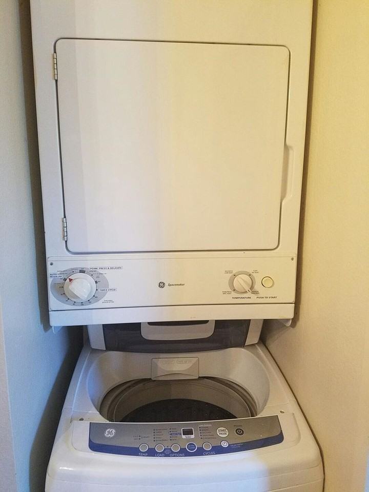 480 NE Windrose Drive - Photo 5 of 37