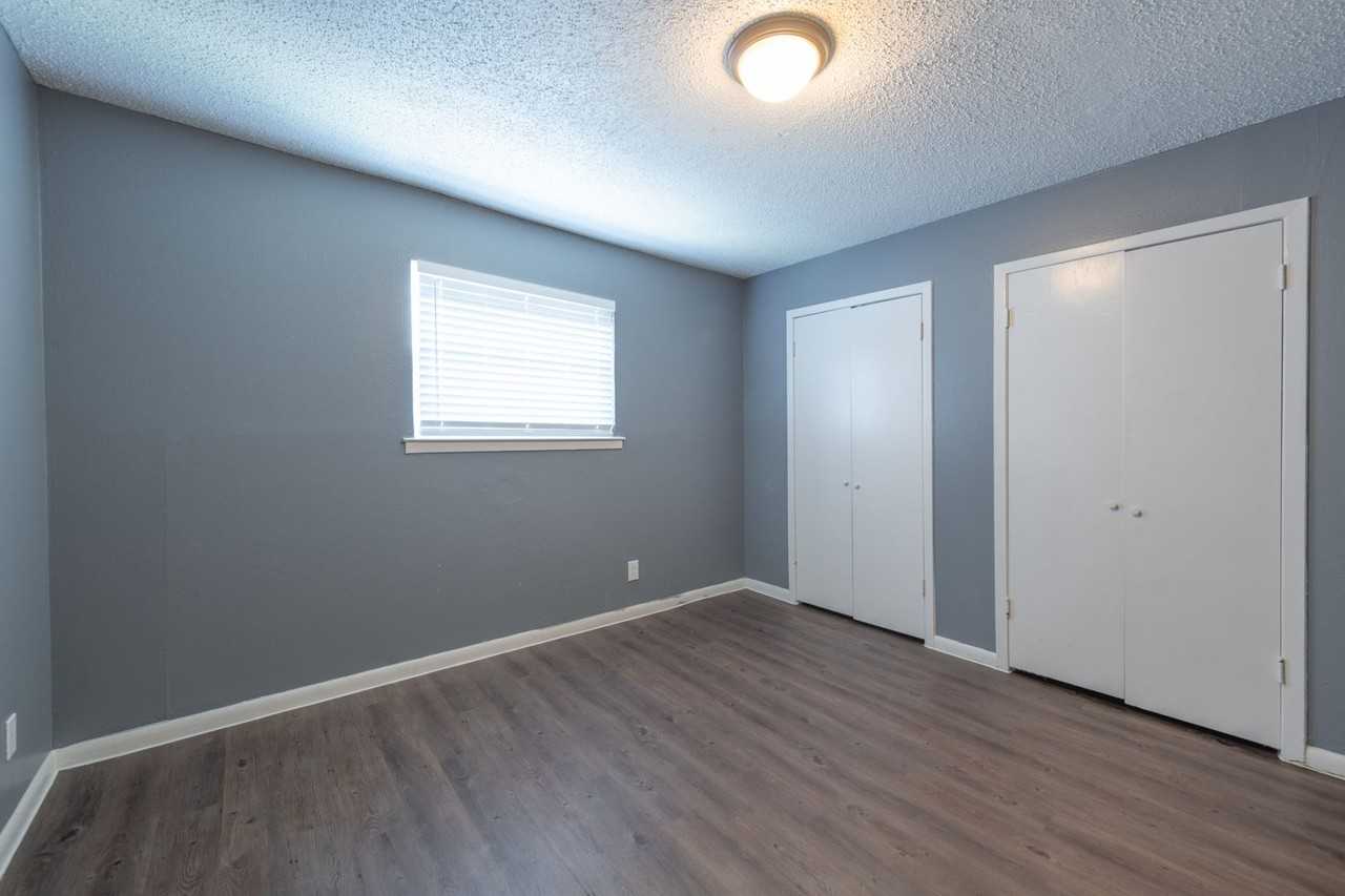 705 Santa Rosa - Photo 3 of 21