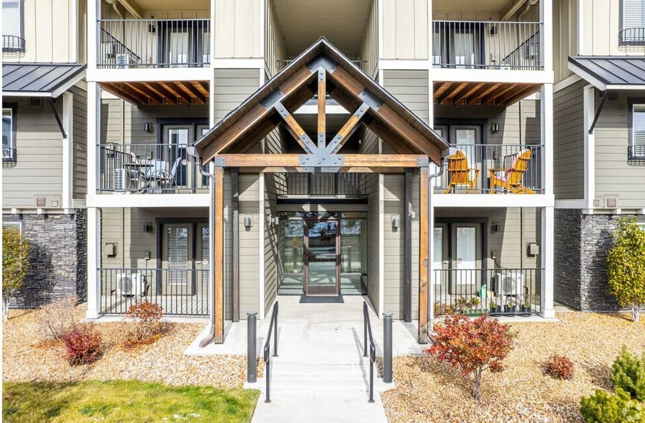 Escena Apartments - Photo 4 of 49