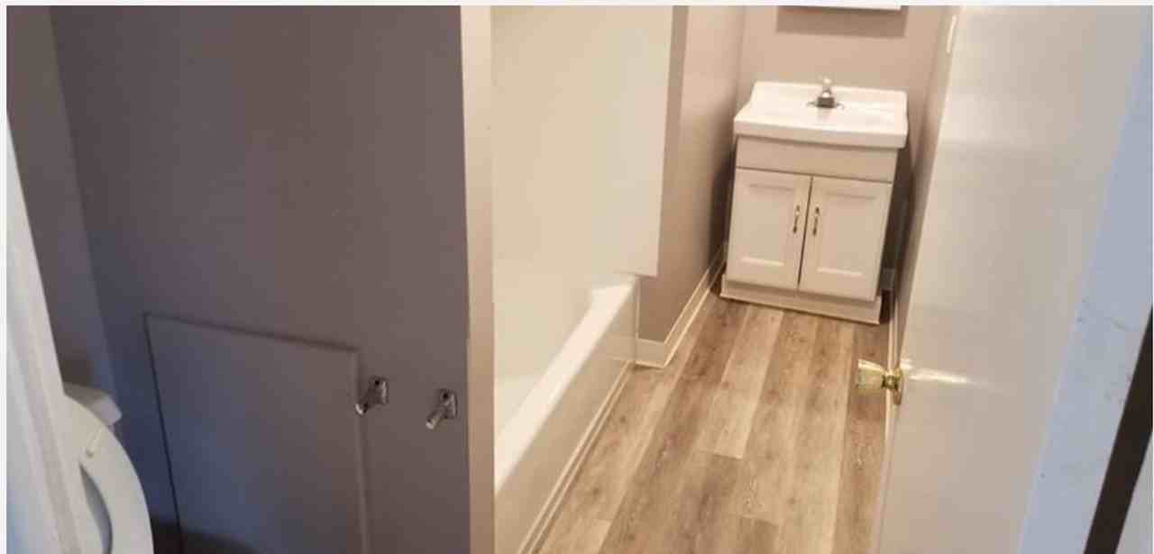 101 C Ave APT 1-3 - Photo 3 of 9