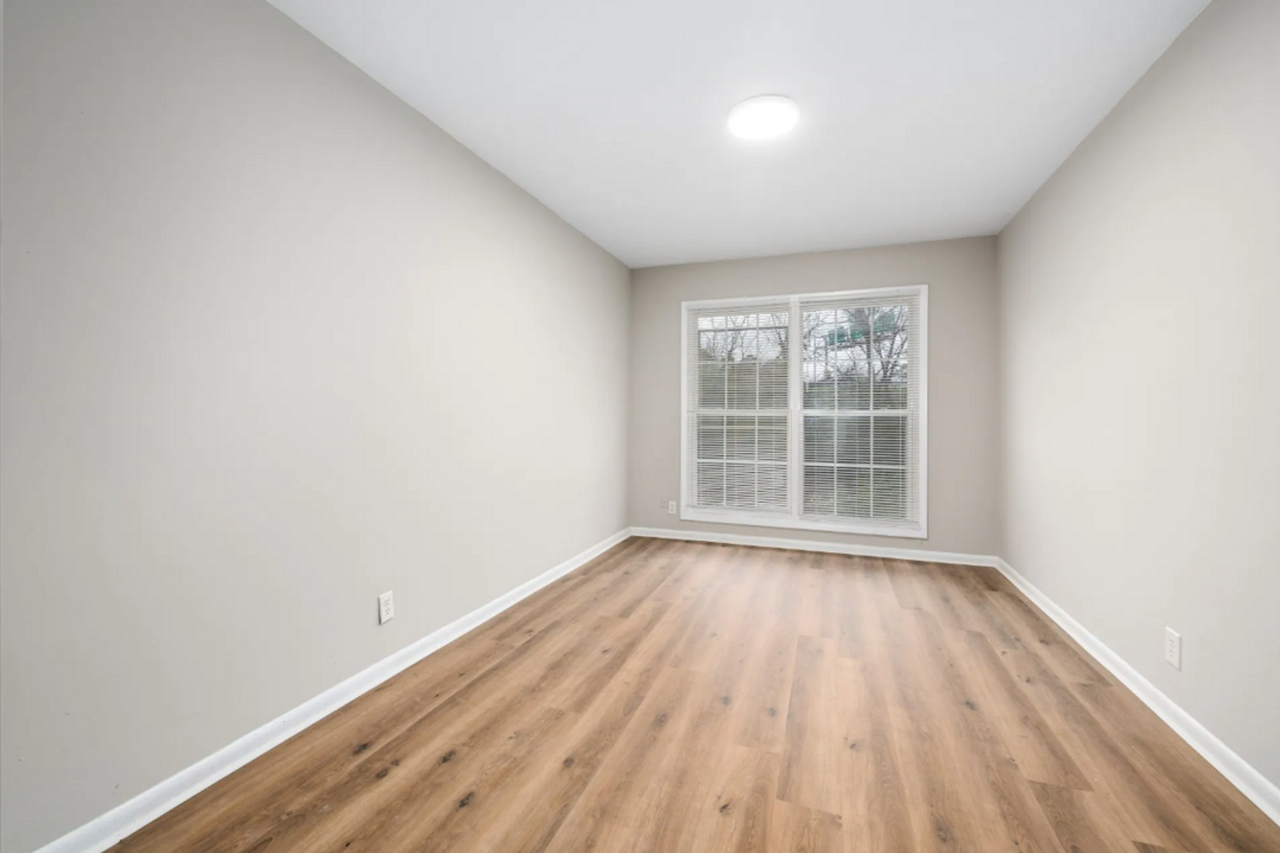 Lotus Homewood - Photo 3 of 10