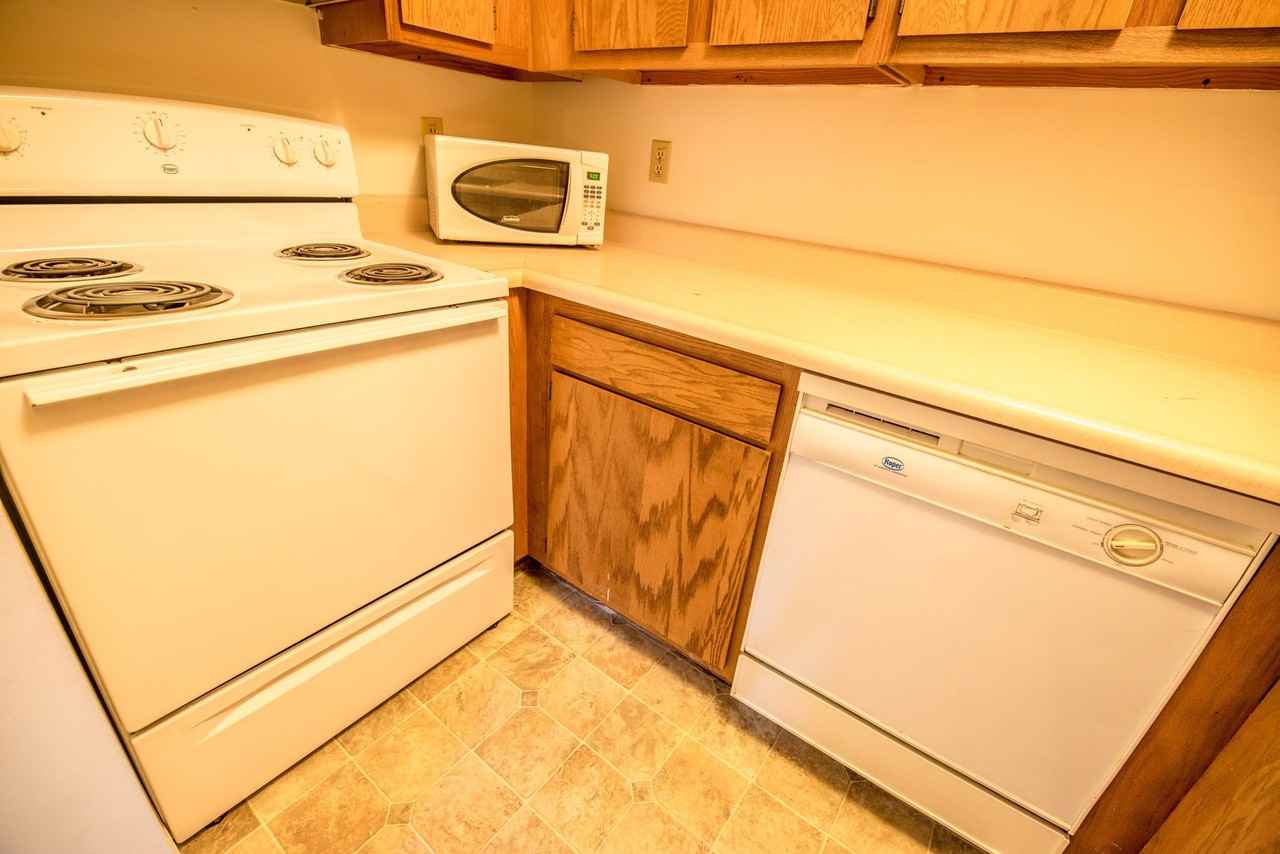 410 Sixth Street - Photo 7 of 46