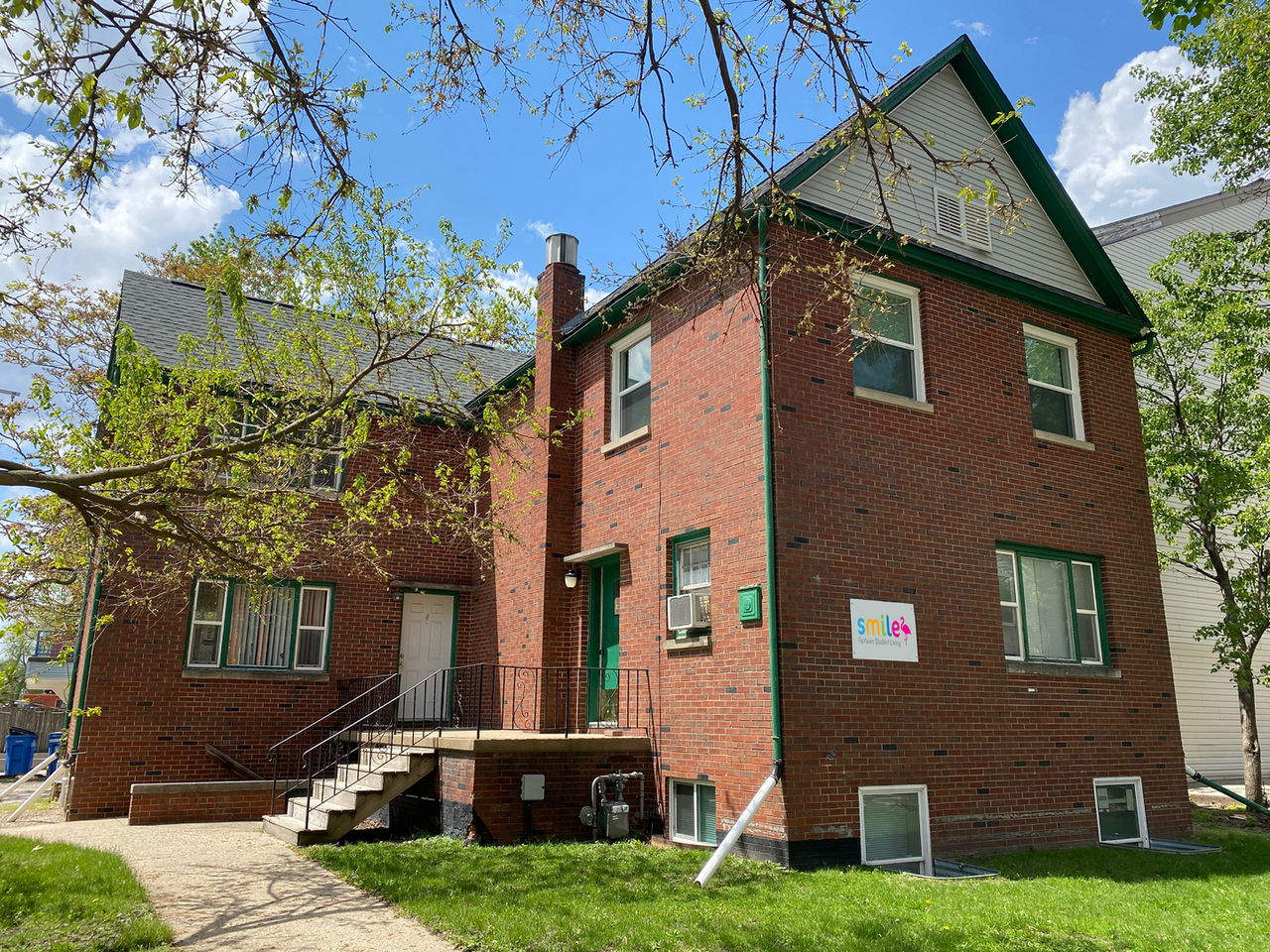 203 S Wright Street - Photo 2 of 42