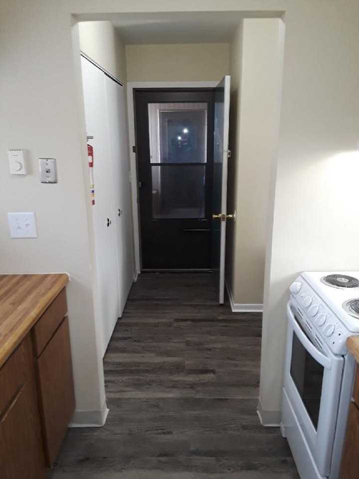 Rolling Meadows (Rolling Meadows Apartments LLC) - Photo 2 of 37