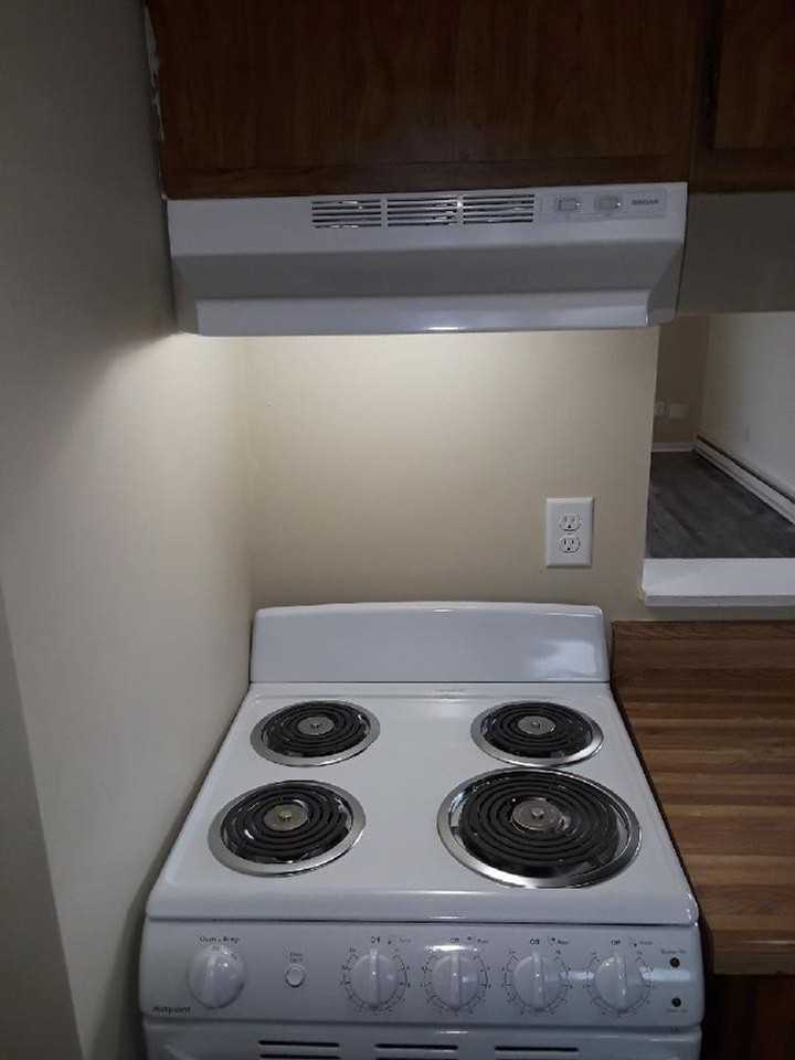 Rolling Meadows (Rolling Meadows Apartments LLC) - Photo 7 of 37
