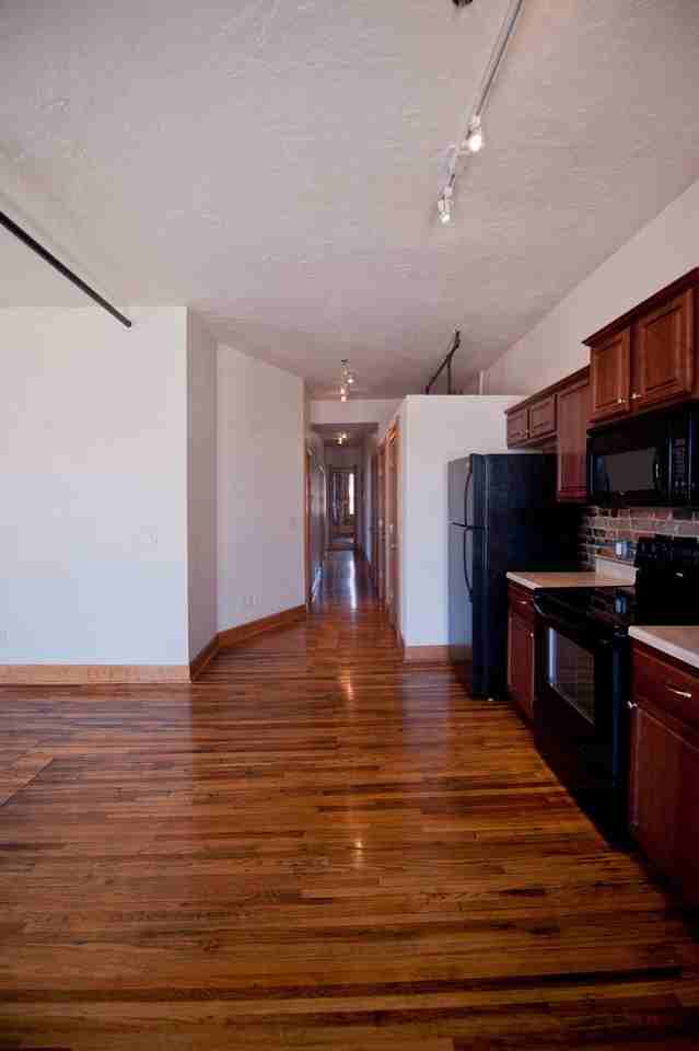 222 Park Central North - Photo 2 of 10