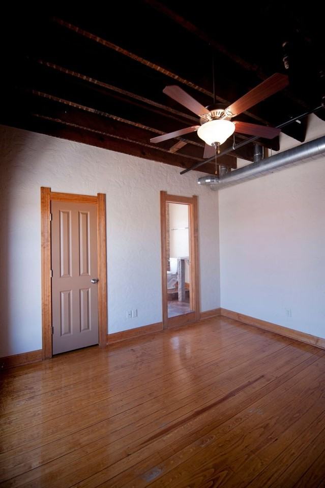 222 Park Central North - Photo 5 of 10