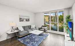 Los Angeles - Photo 1 of 1