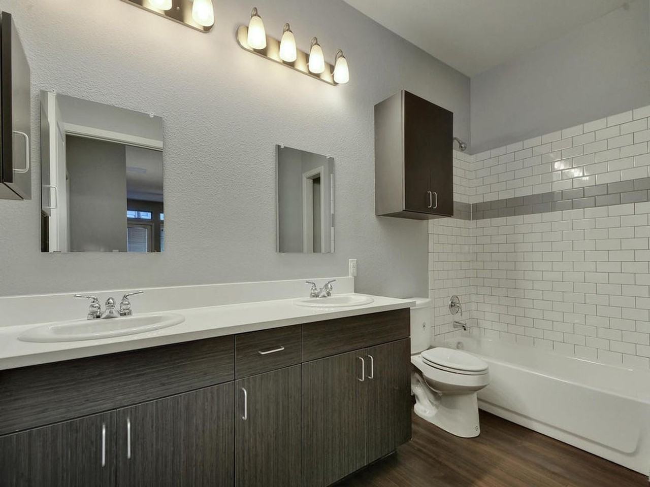 Rio Flats - Photo 6 of 40