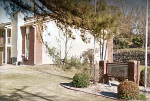 featured image of 410 Oakwood Ave