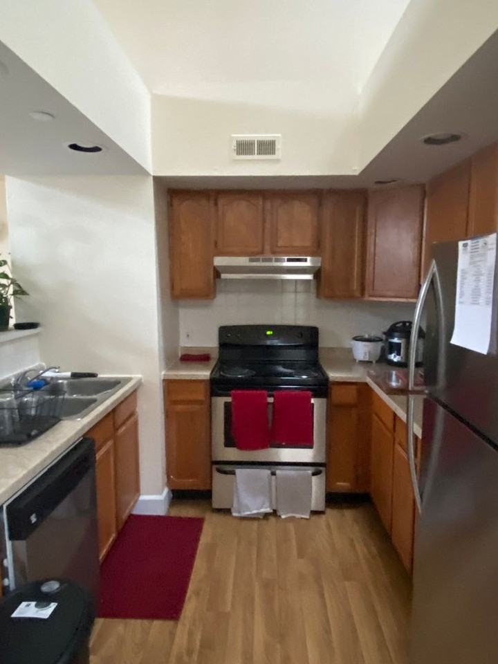 063-Victoria Point - Photo 4 of 27