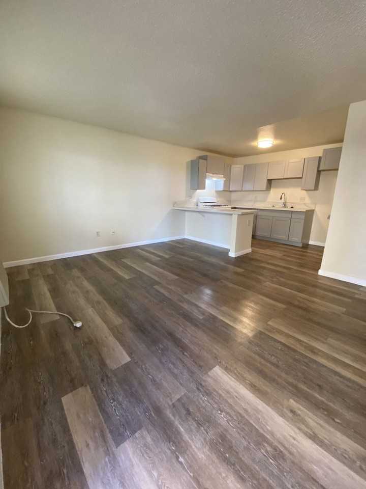 Casa Annex Apartment Homes - Photo 4 of 11