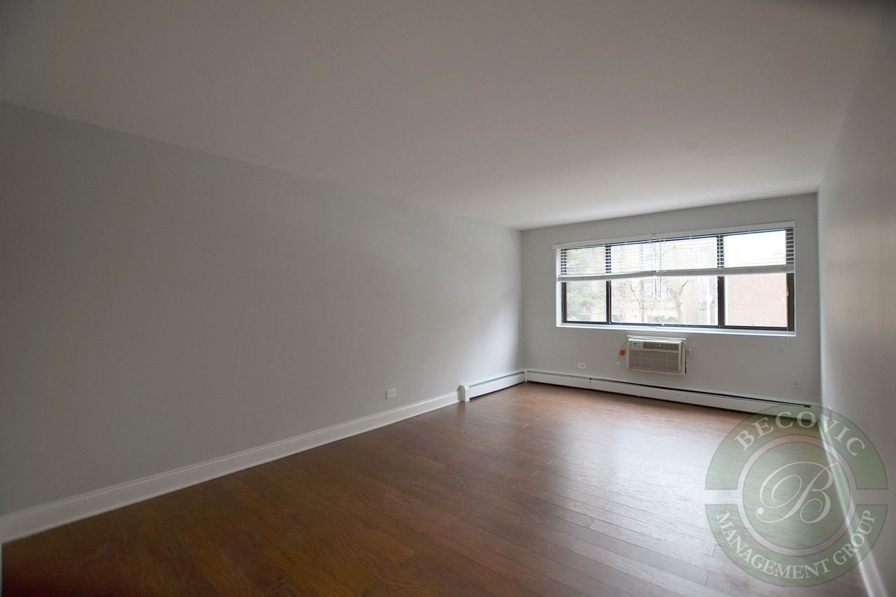 The Arbor Winthrop South - Photo 3 of 31