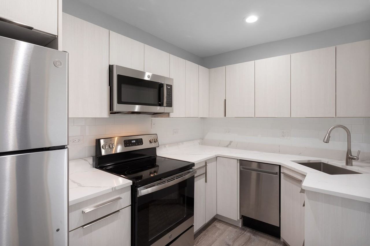 The Ridge Court - Photo 6 of 32