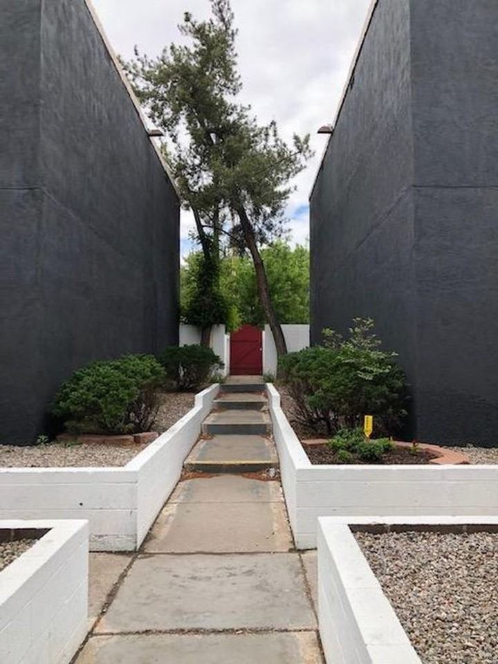 Plaza Del Sol Apartments - Photo 3 of 4