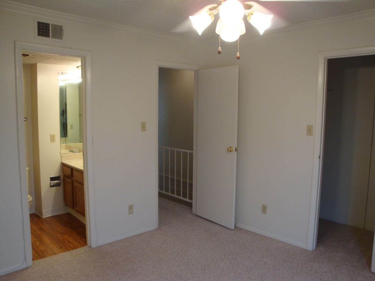 Quail Creek Apts. - Photo 3 of 15