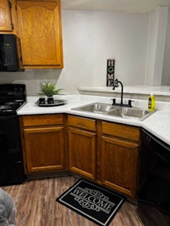 Quail Creek Apts. - Photo 6 of 29